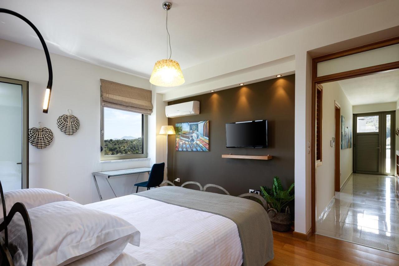 Rizes Villa With Jacuzzi & Heated Pool Agia Triada Екстер'єр фото
